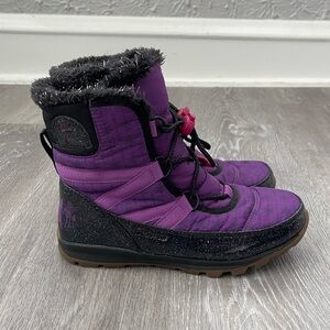 Sorel x Disney Frozen Waterproof Boots Size 4